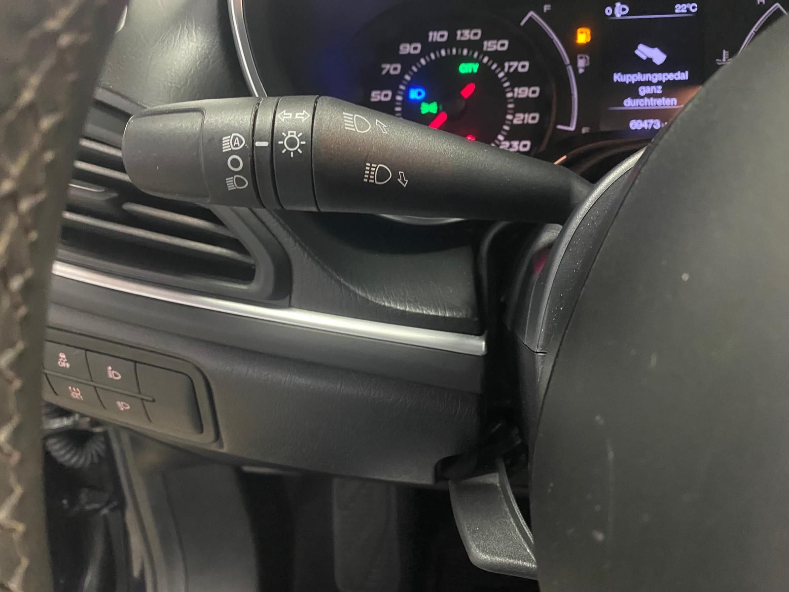 Fahrzeugabbildung Fiat Tipo 1.4 16V Turbo Lounge APP+KLIMA+PDC+NAVI+SIT