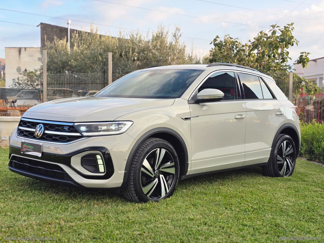 Other VOLKSWAGEN T-Roc 2.0 TDI SCR R-Line imagem 3