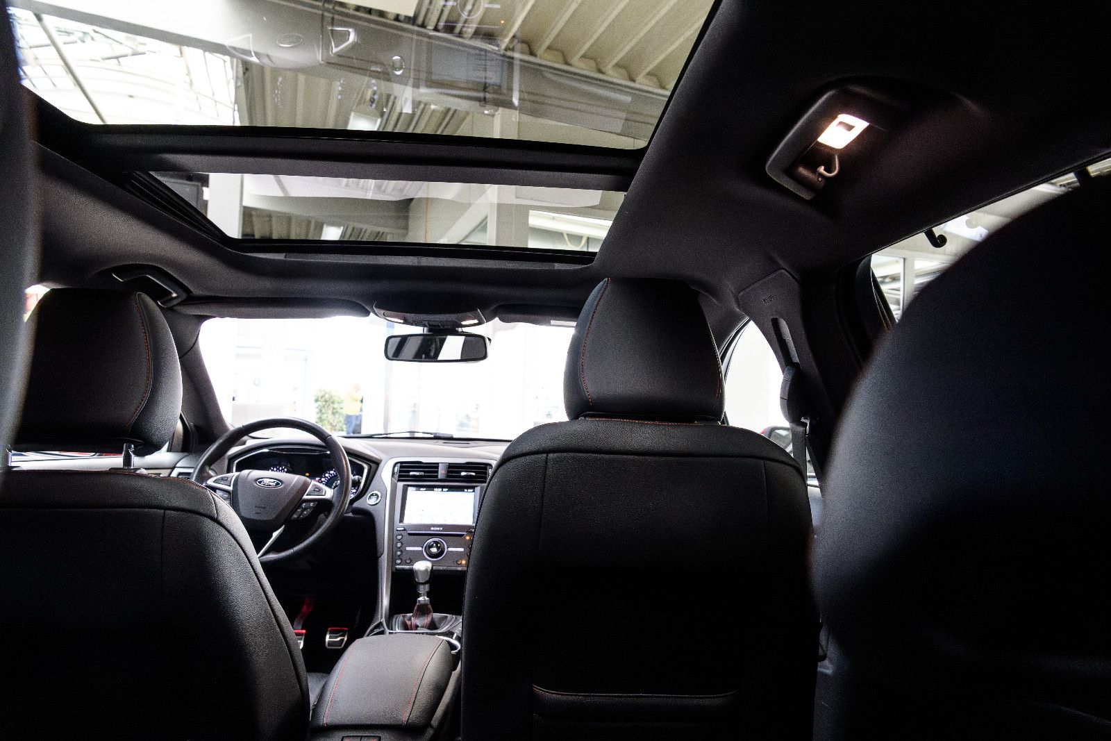 Fahrzeugabbildung Ford Mondeo Turnier ST-Line+PANO+LED+GJR+ACC+SHZ+MEMO