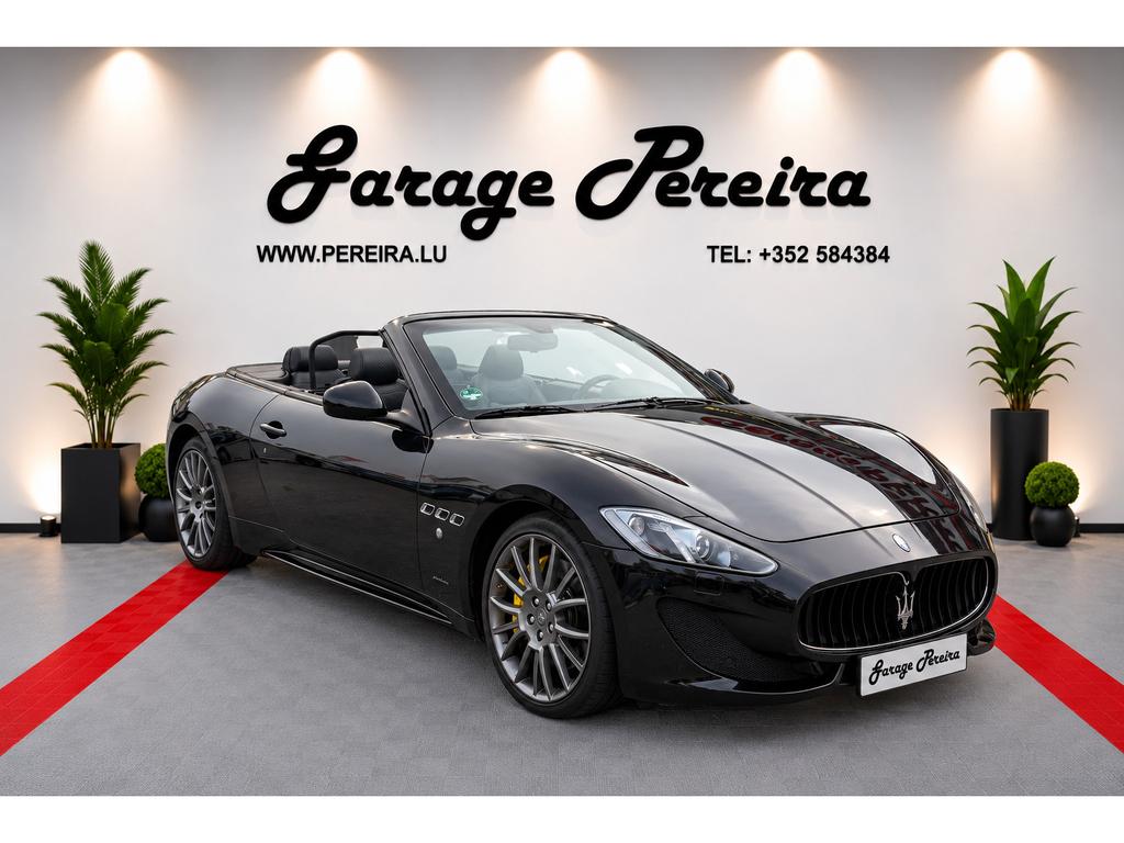 Maserati GranCabrio SPORT 4.7 V8 PININFARINA BOSE CUIR NA