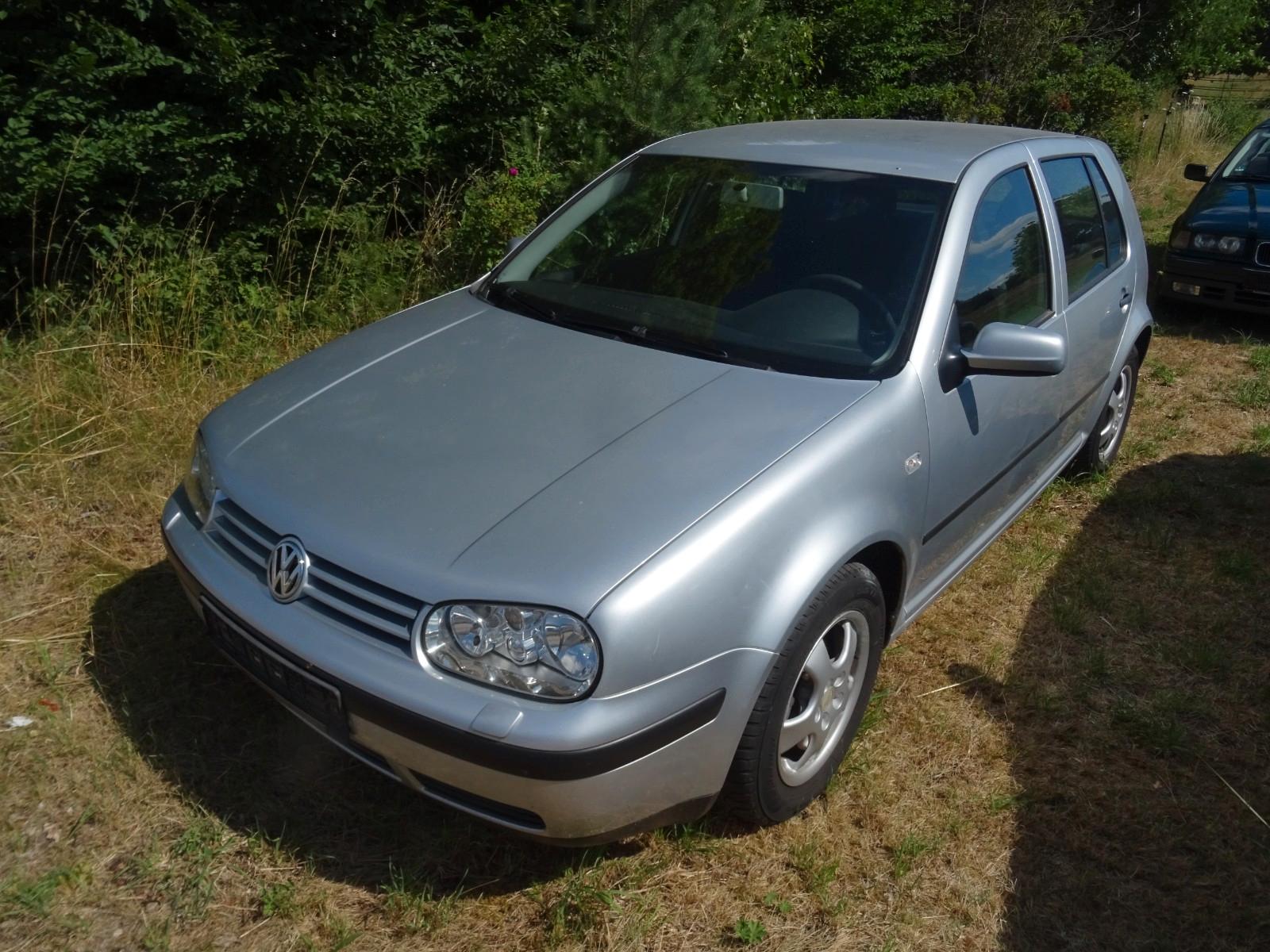 Volkswagen Golf 1.6 Special
