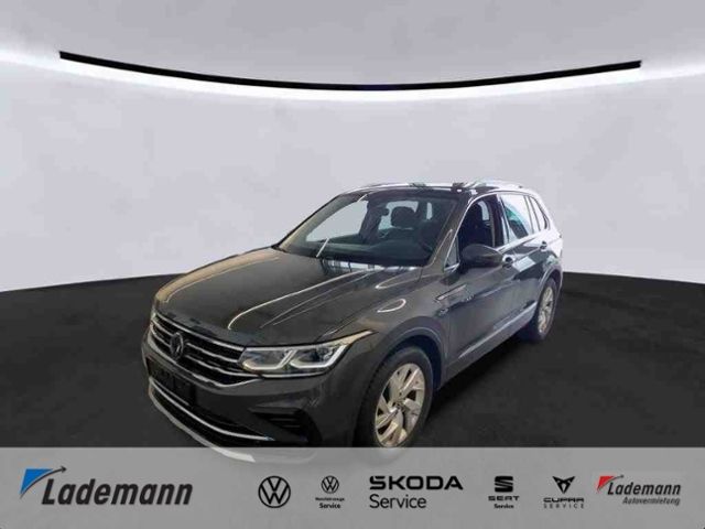 Tiguan 2.0 TDI DSG ELEGANCE PANO+RFK+IQ.LIGHT+SH