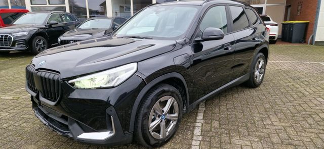 BMW X1 30e xDrive* Shadow-Line*LED*DAB*LifeCockpit