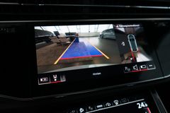 AUDI Q8 60 TFSI e | B&O | HuD | Pano | Nardo | SOFORT AUDI Q8 60 TFSI e | B&O | HuD | Pano | Nardo | SOFORT