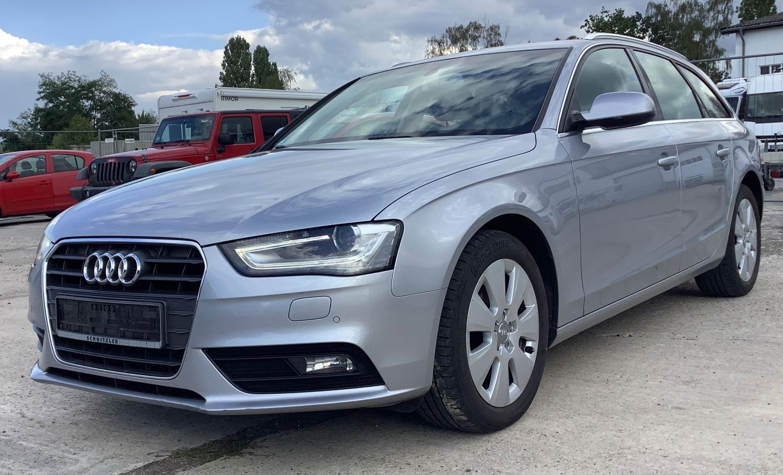 Audi A4 - 1