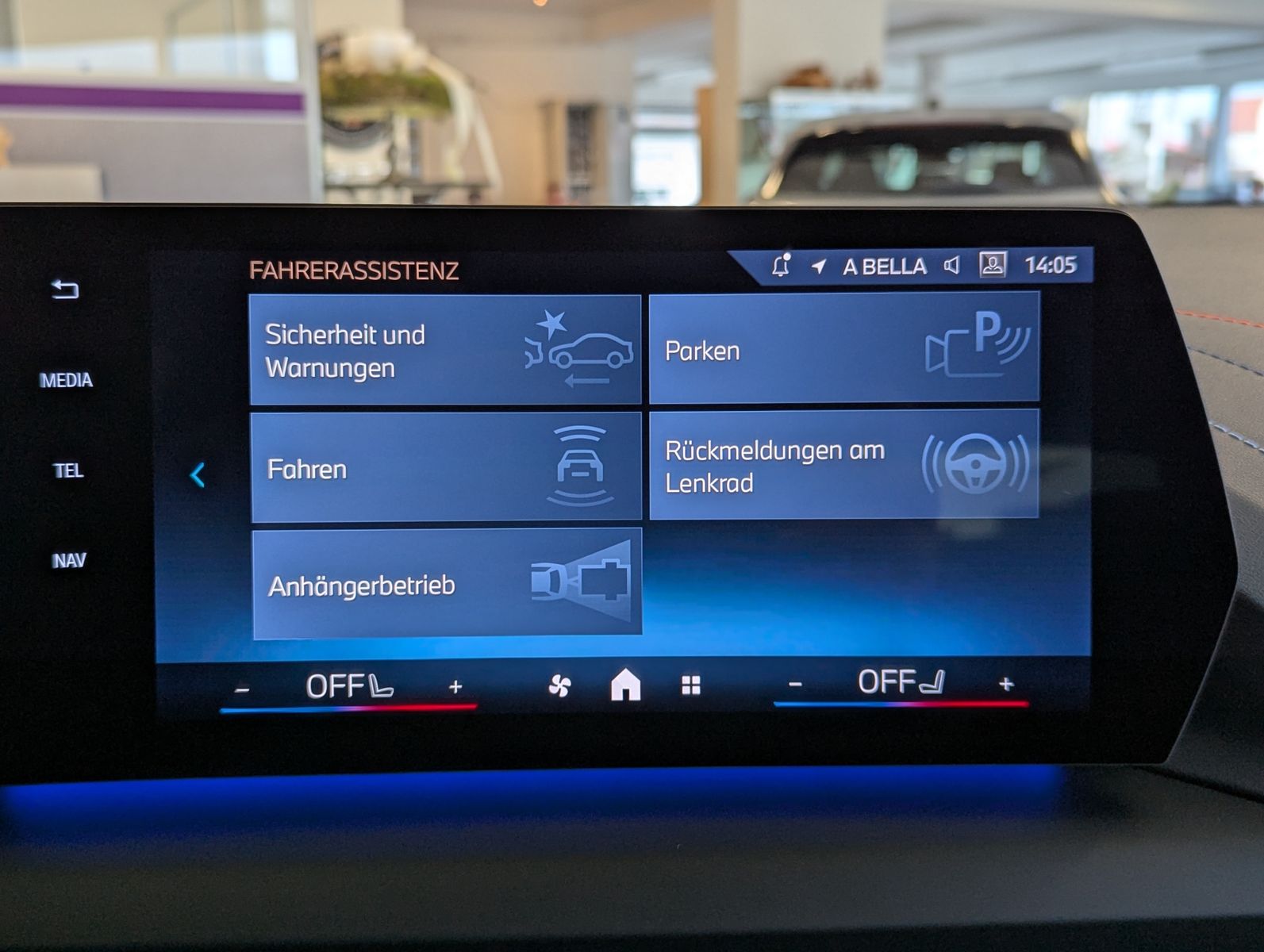 BMW 120 i M-Sport LED-Adaptiv AHK Kamera 18" - Image 22