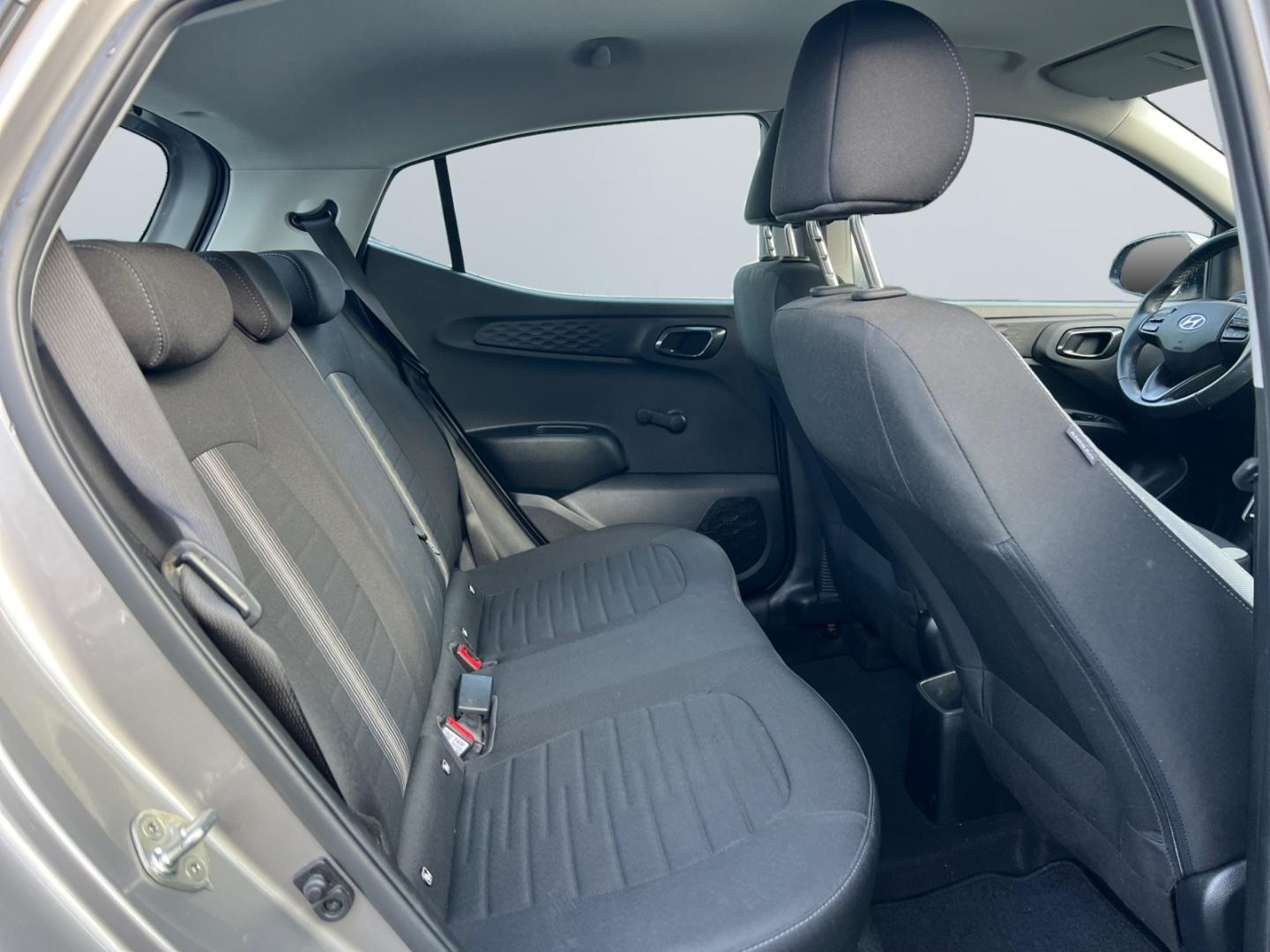 Hyundai i10 1.2 Trend *CarPlay*PDC hi*SHZ*LHZ*DAB*Tempo*