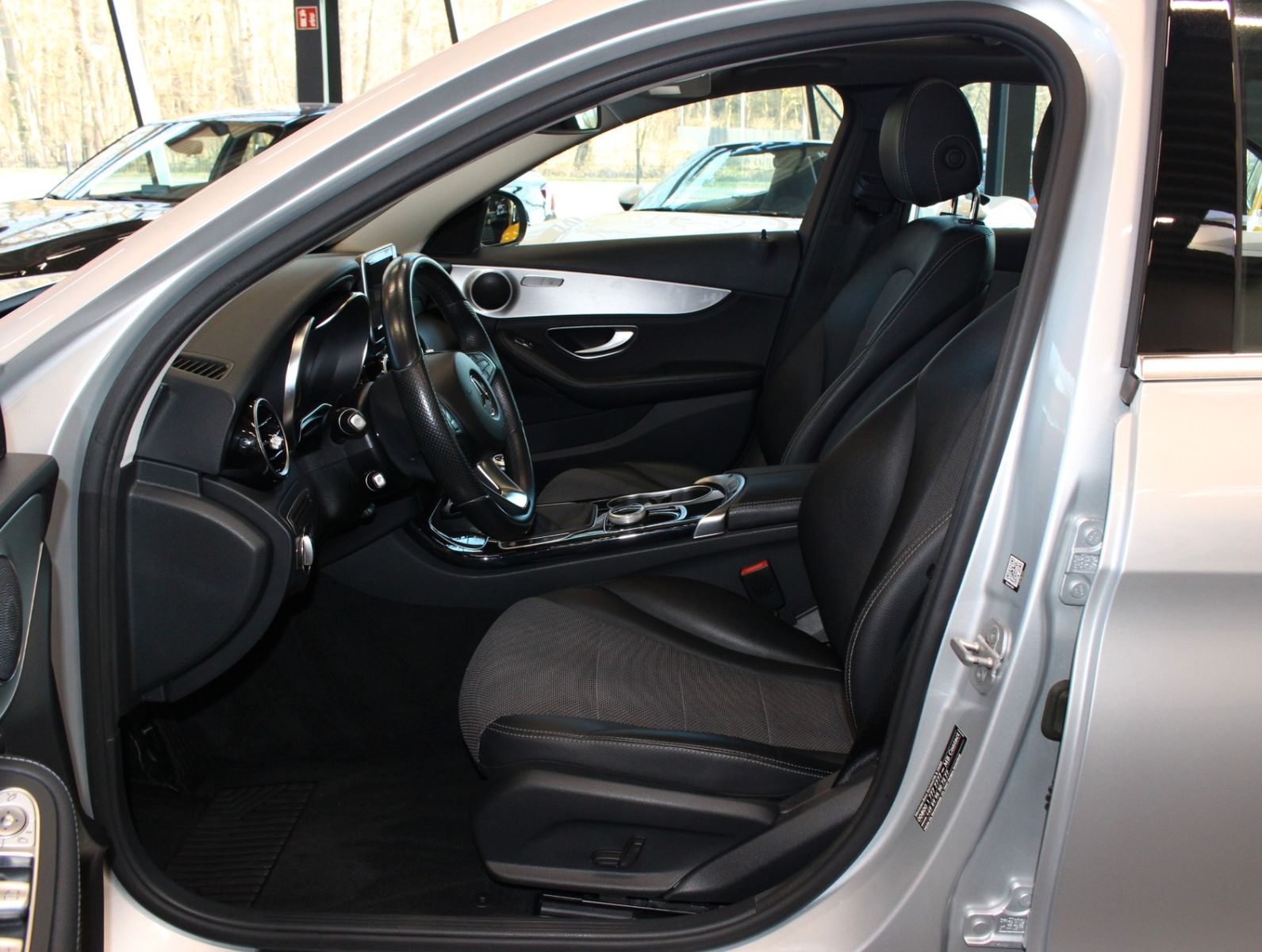 Fahrzeugabbildung Mercedes-Benz C 200 AVANTGARDE*2.Hand