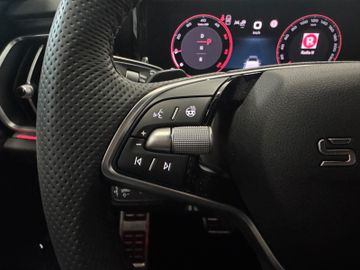 Skoda Kodiaq 2.0 TDI 142 kW 4x4 Sportline*Matrix* AHK