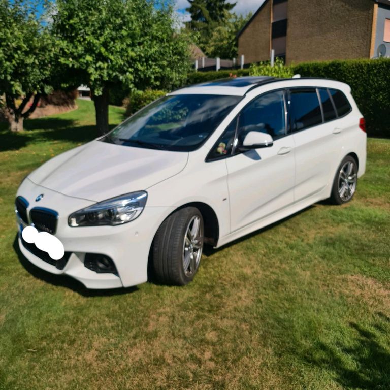 Image of BMW 220