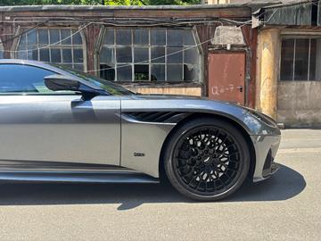 2023 Aston Martin DBS 缩略图 31