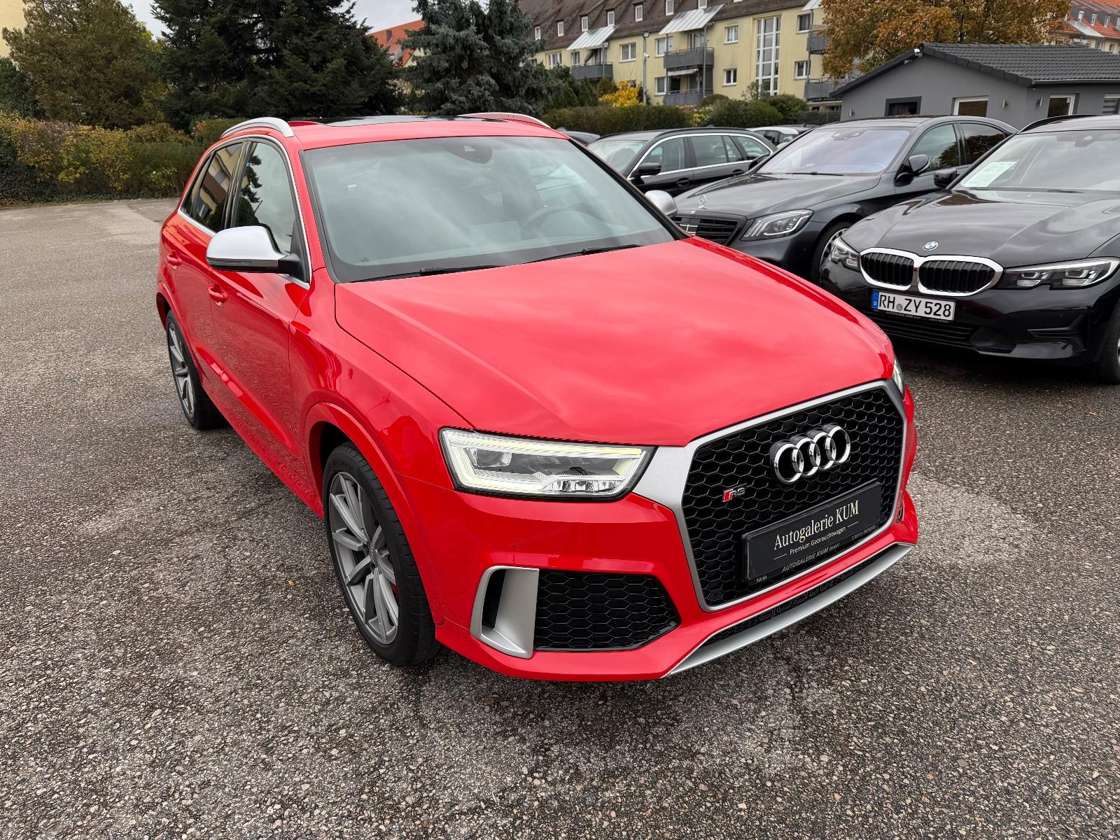Audi RS Q3 2.5  LED / BOSE / PANO / KAMERA
