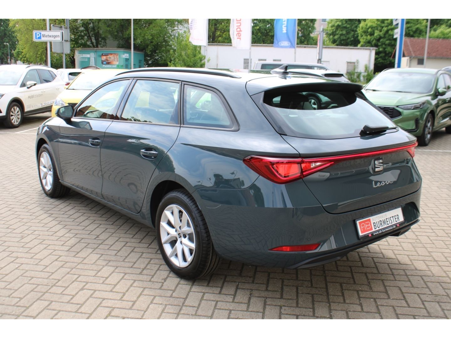 SEAT Leon 1.5 eTSI 110 kW Sportstourer Style DSG ACC - Image 3