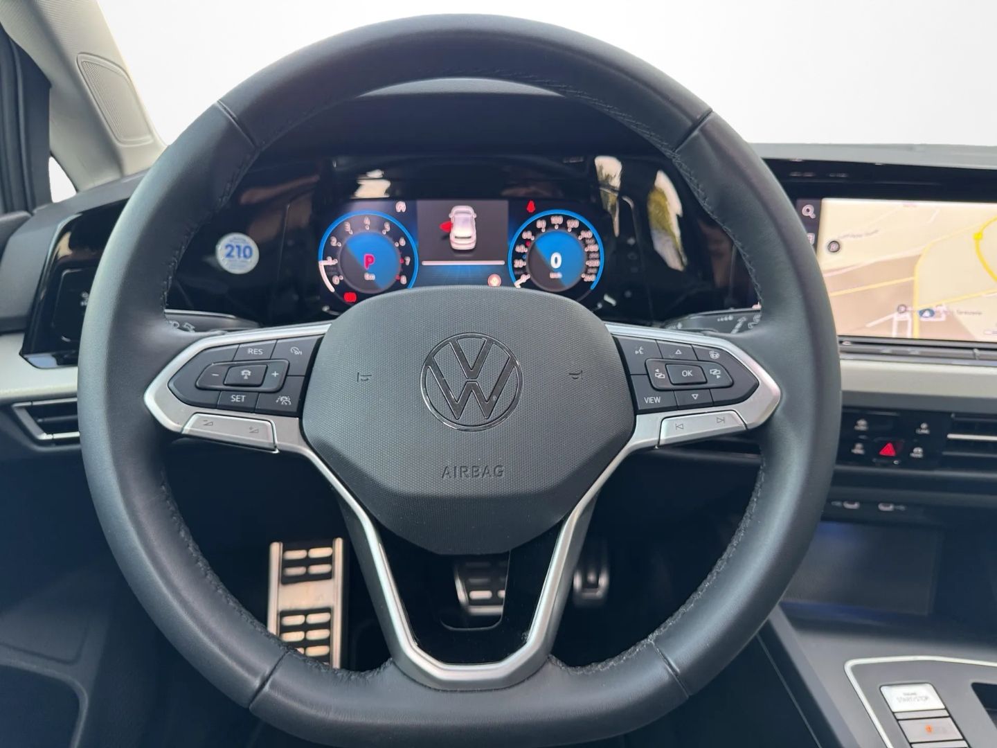 Golf VIII 1.5 eTSI DSG "MOVE" *PLUS*LED*NAVI*