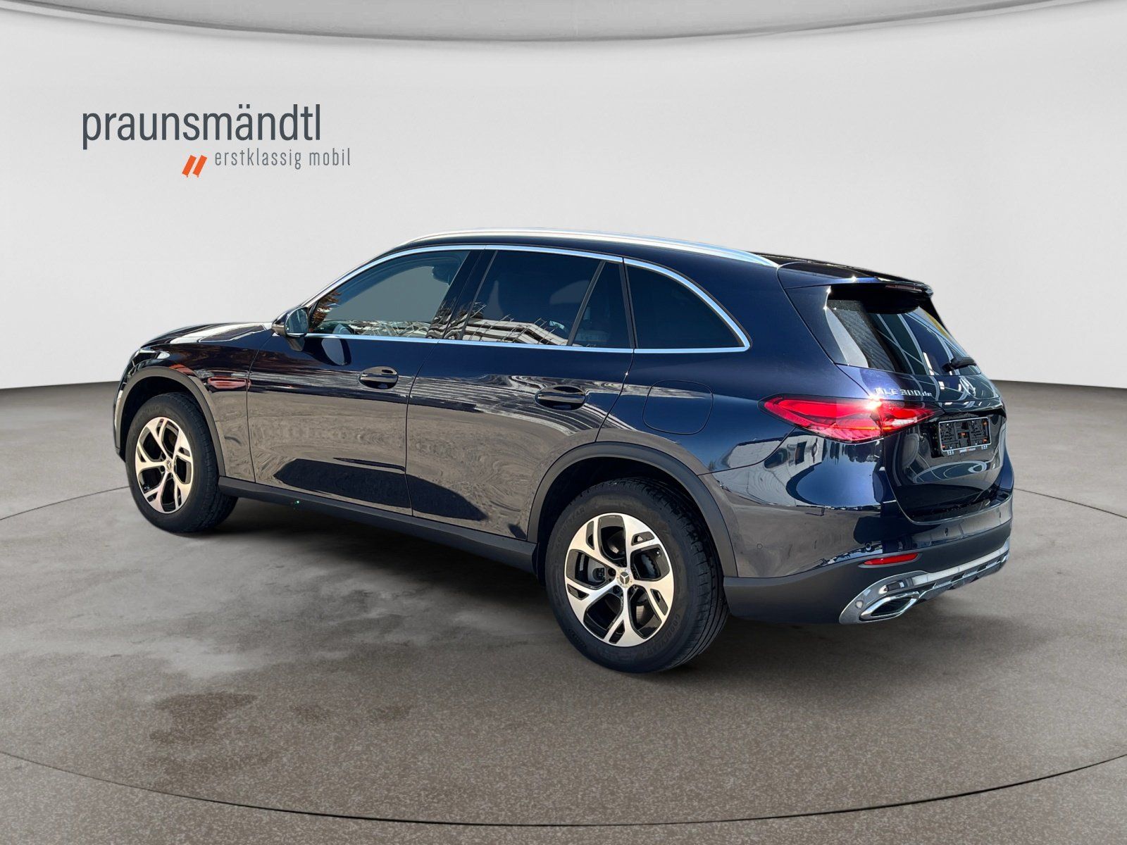 Mercedes-Benz GLC 300 de 4M Avantgarde+Pano+AHK+360°+18"/Distr imagem 2