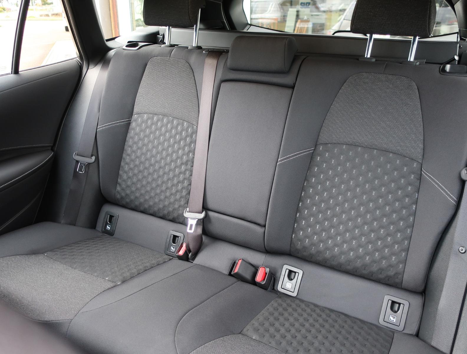 Suzuki Swace 1.8 Hybrid CVT Comfort+