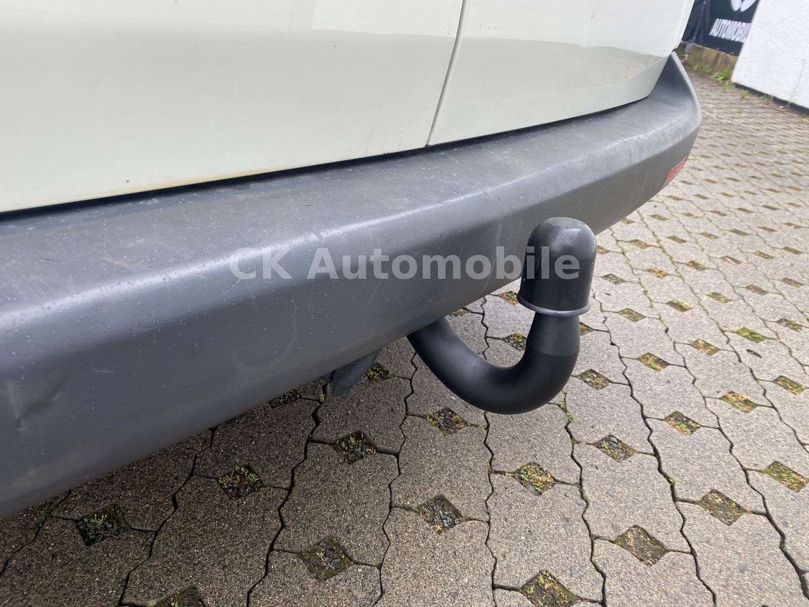 Fahrzeugabbildung Volkswagen T5 Transporter Kombi 1.9 TDI/9 Sitze/Klima/AHK