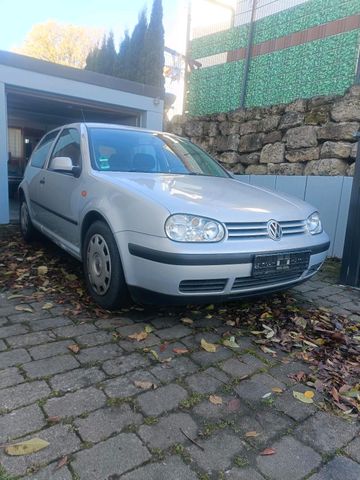 Volkswagen Golf 4 Tdi, 1 Vorbesitzer, Tüv 13 Monate