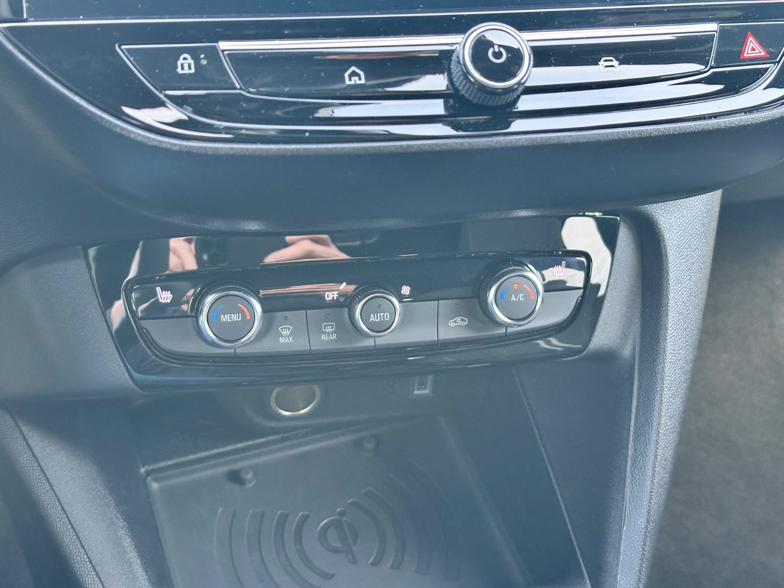 Fahrzeugabbildung Opel Corsa F GS*LED*NAVI*Keyless*SHZ*RFK