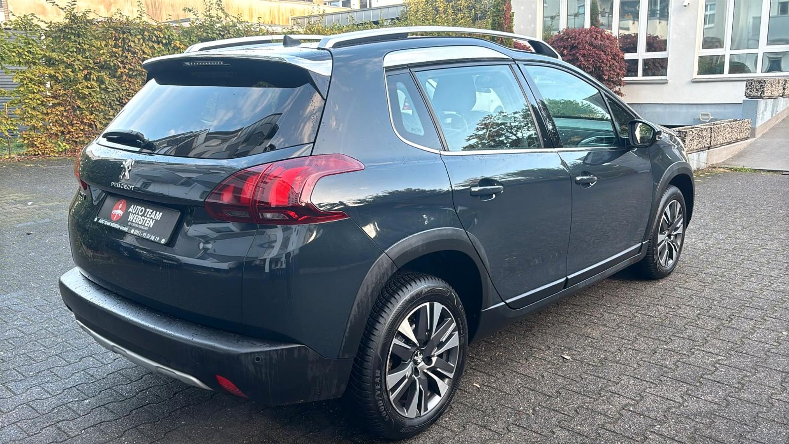 Peugeot 2008 Allure *1.2Benzin* *Automatik*