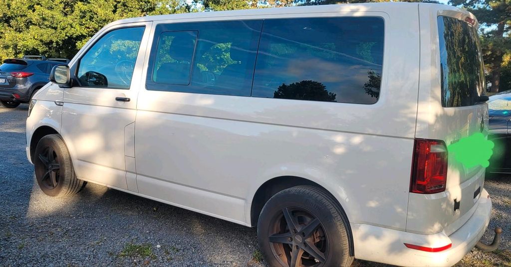 Image of Volkswagen T6 Multivan