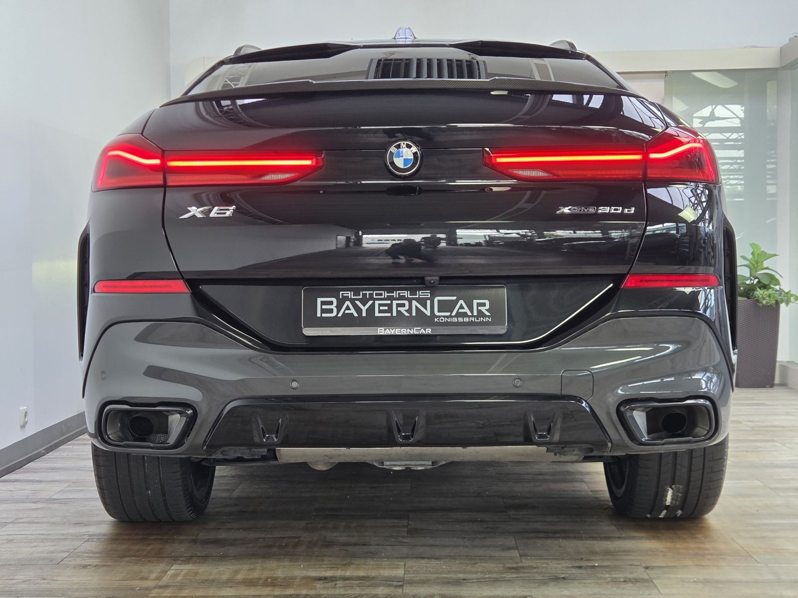BMW X6 xDr30d M Sport Pro ACC 360°Pano AHK Standheiz foto 5