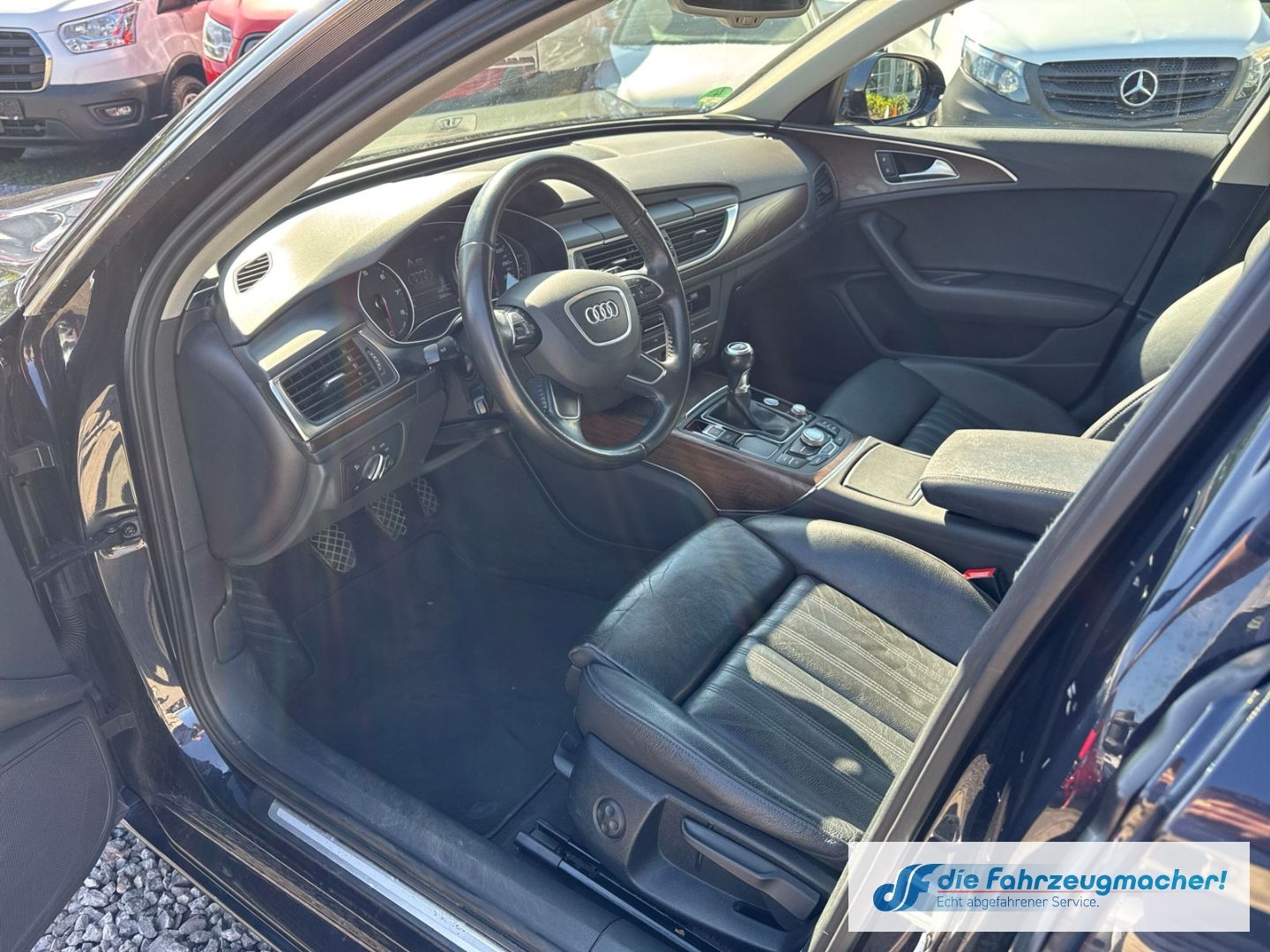 Fahrzeugabbildung Audi A6 Avant 2.8 FSI AHK-klappbar Navi Leder Bi-Xeno
