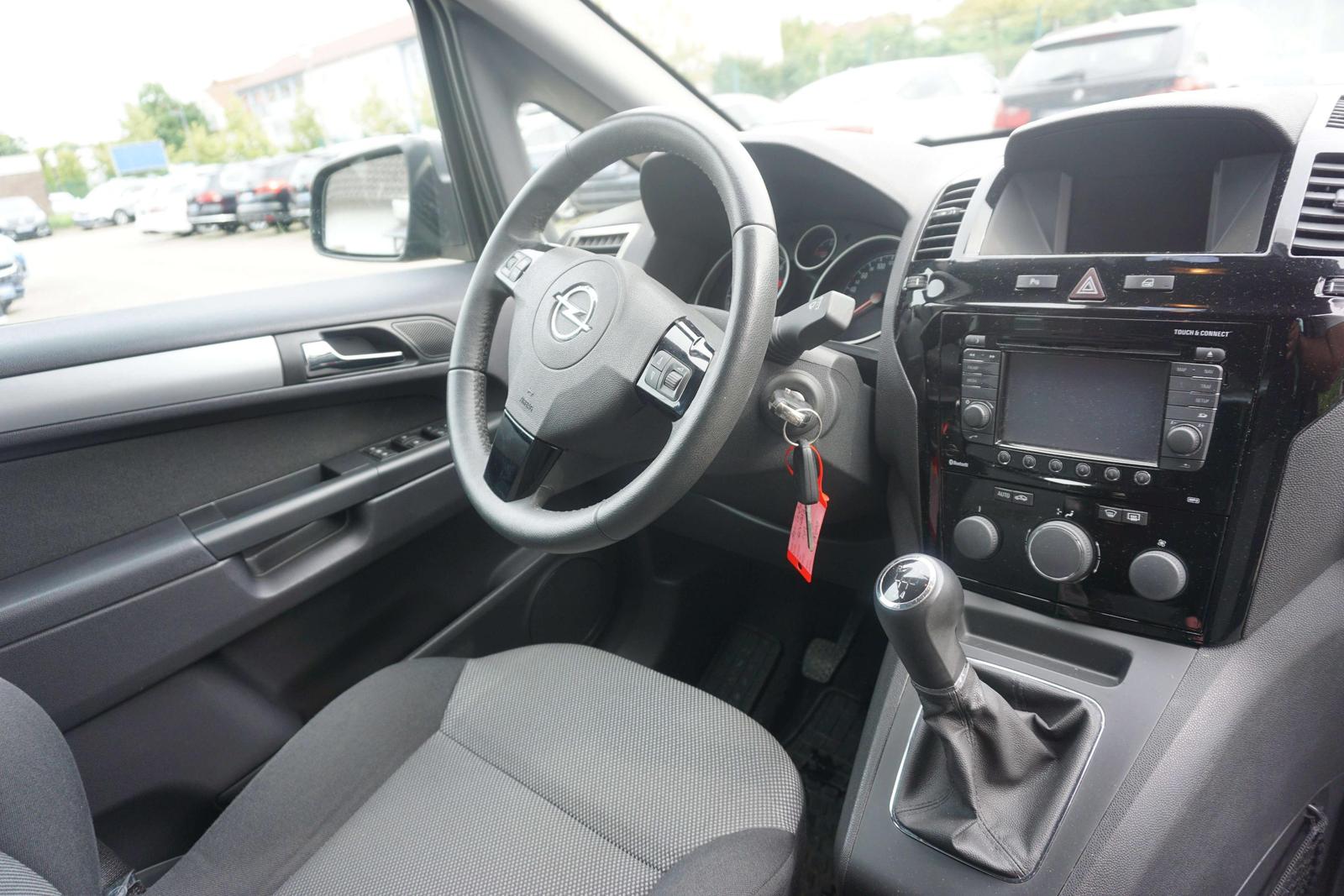 Opel Zafira Family /KLIMA/EURO5/SCHECKHEFT/TÜV NEU/