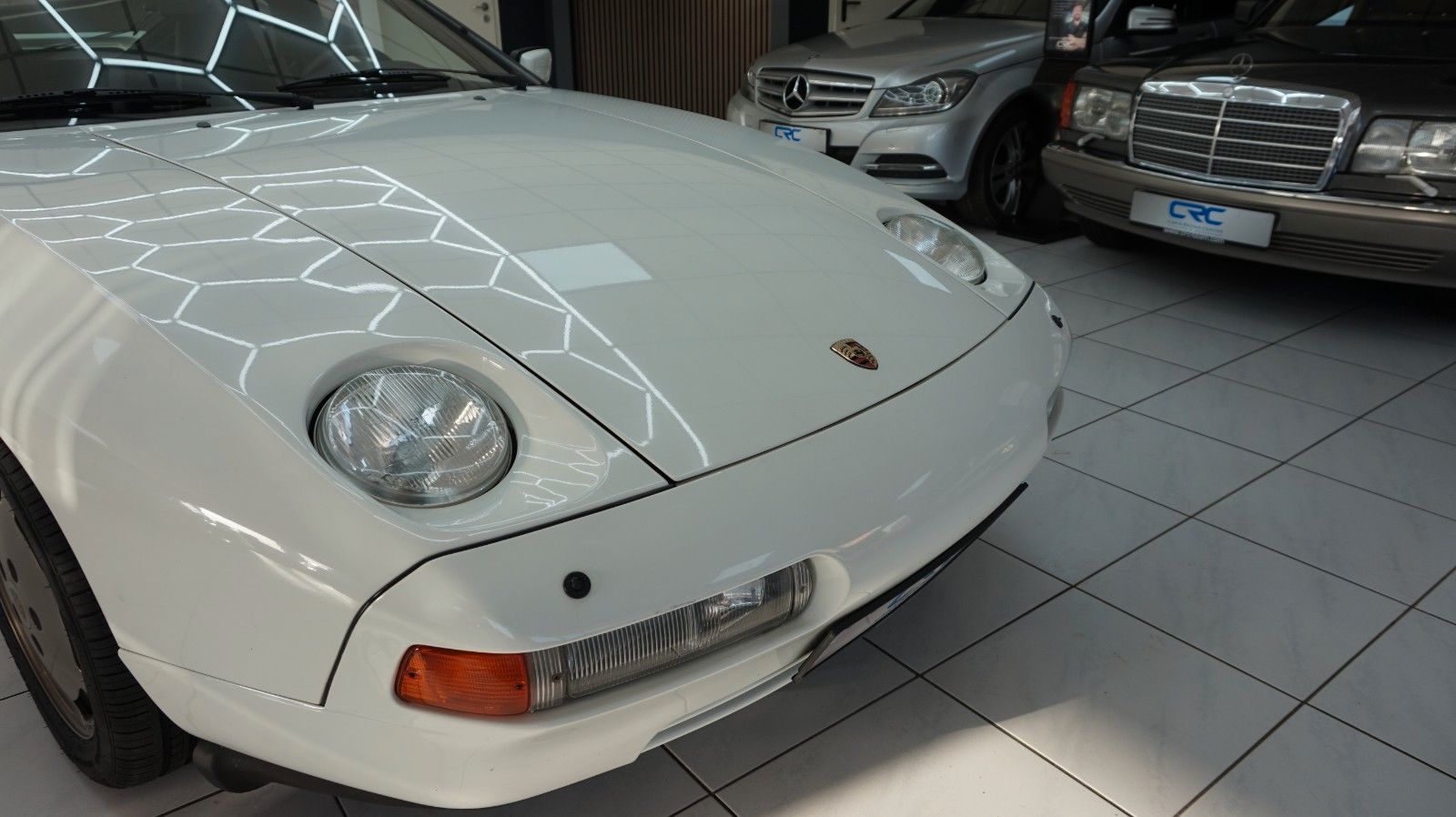 Fahrzeugabbildung Porsche 928 S4 Zahnriemen neu ex Brun Racing Schweiz