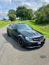Mercedes-Benz Mercedes Benz C63 AMG W204 Performance - Mercedes-Benz C 63 AMG aus 2013