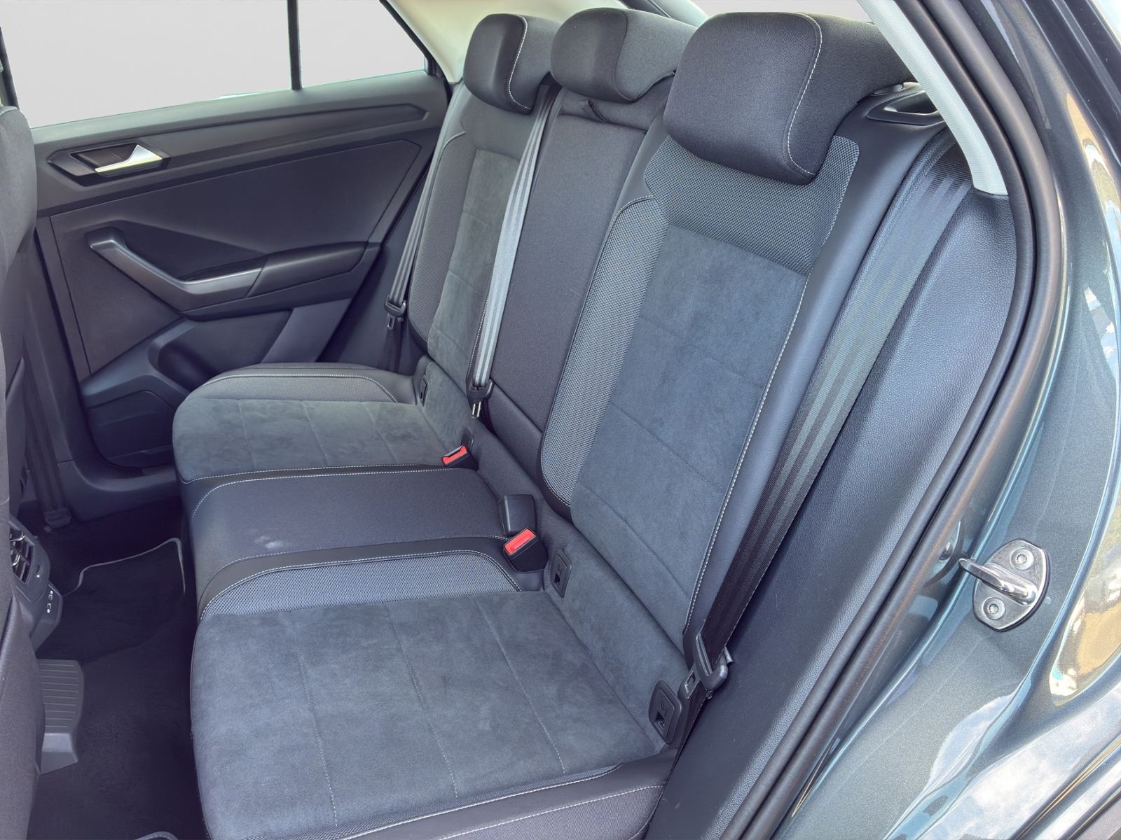 T-Roc 1.5 TSI DSG STYLE *LED+*KEYLESS*IQ.DRIVE*