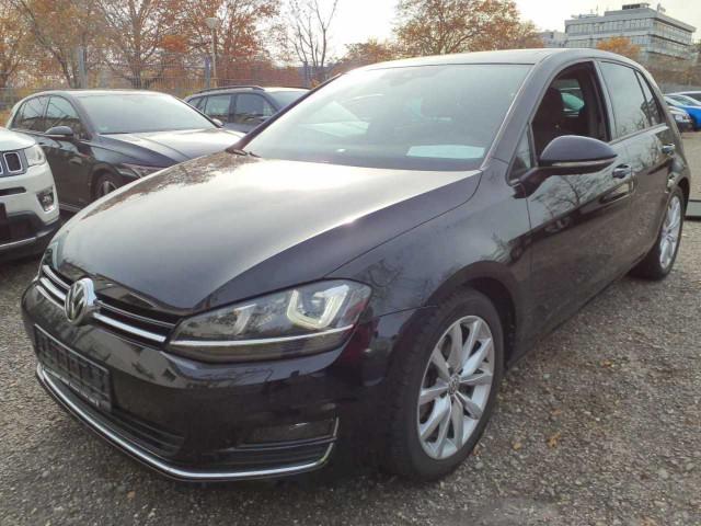 Volkswagen Golf 1.4 TSI DSG R-Line AHK+Pano+Navi+Sitzhz