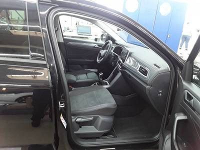 T-Roc 1.5 TSI DSG STYLE LED+AHK+APP+NAVI+DIGI CP