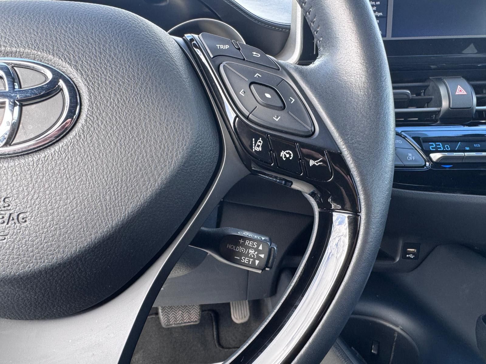 Toyota C-HR Hybrid Flow/Automatik/Wenig KM foto 12