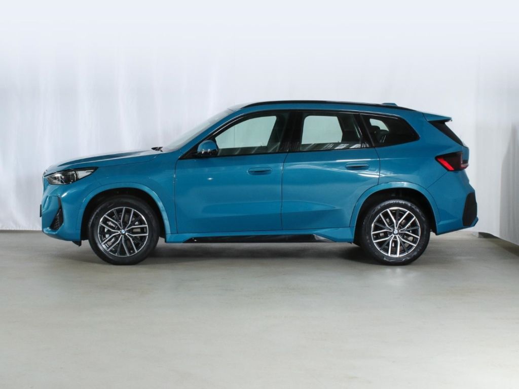 BMW X1 23i M Sport ACC Adap. LED 360 HUD H&K Keyless foto 3