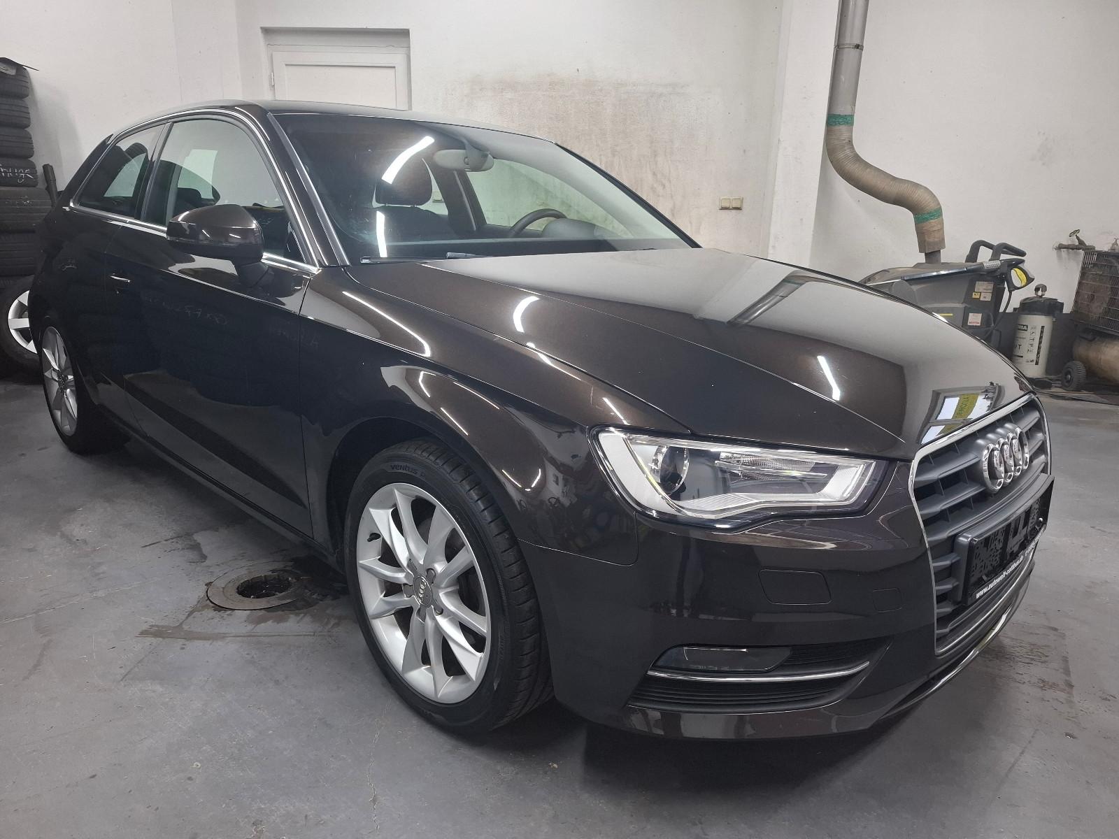 Audi A3 Attraction!Xenon!Navi!Pdc!Sh!Tempomat!SR/WR!