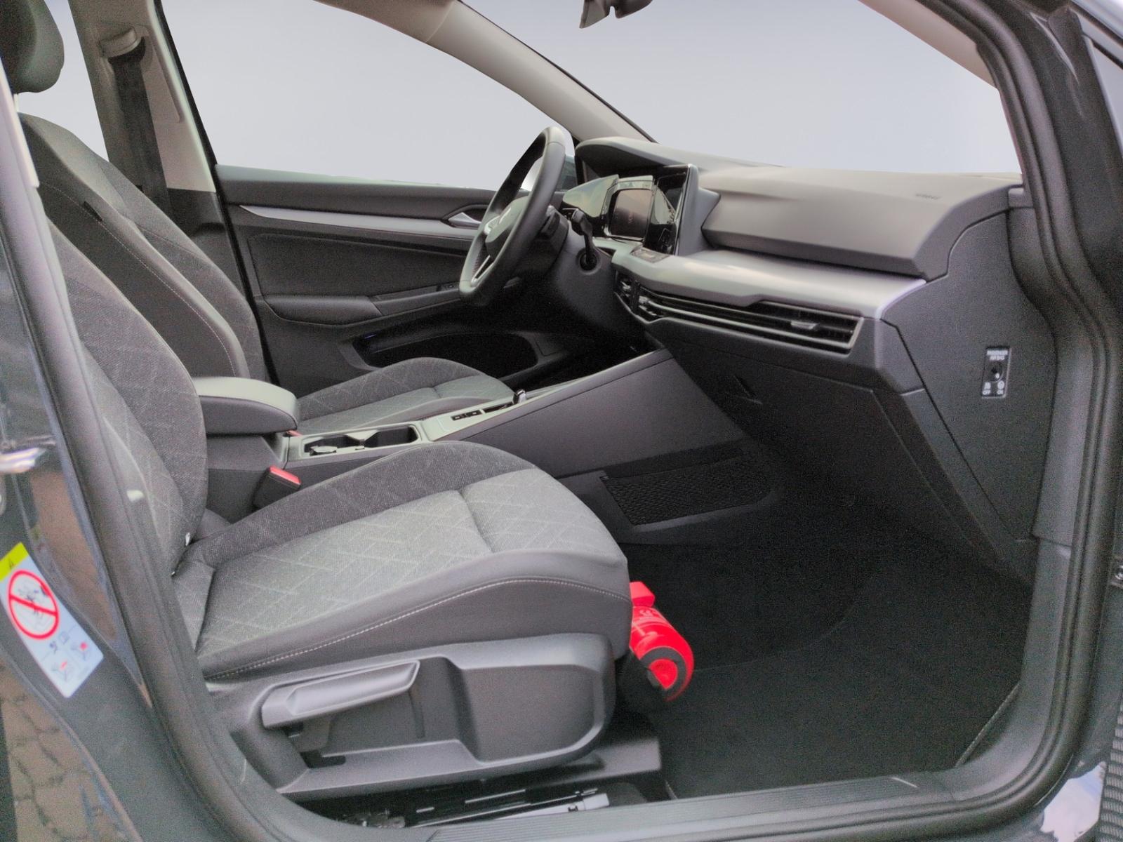 Volkswagen Golf VIII 1.0 eTSI DSG Life LED+ACC+APP+NAVI, миниатюра 18