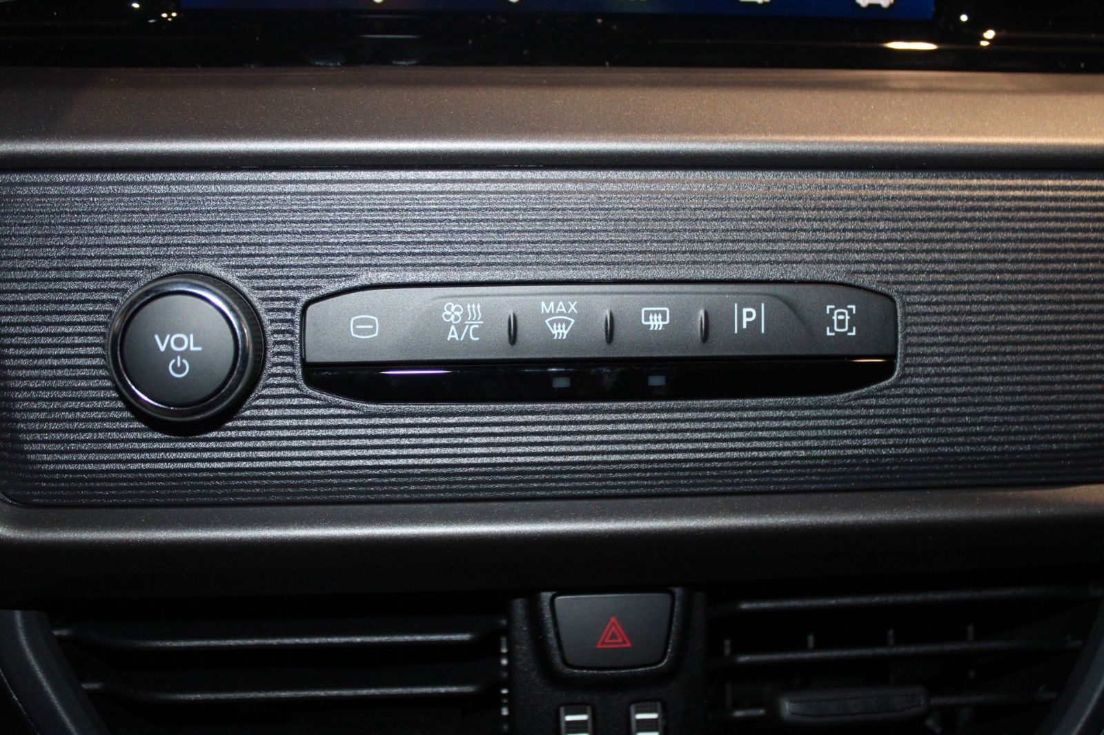 Fahrzeugabbildung Ford Tourneo Courier TREND Kamera WinterPaket2 uvm