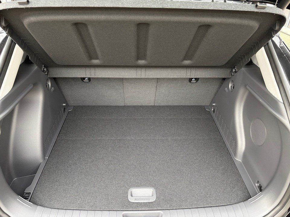 Fahrzeugabbildung Hyundai KONA Elektro 65kWh Prime Technik-Paket