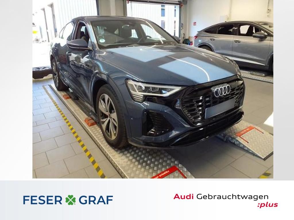 Image of Audi Q8