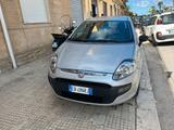 Fiat Punto Evo 1.2 5 porte Active - Fiat Punto Evo Active mit Benzin-Antrieb