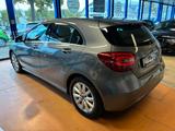 Mercedes-Benz A 180 BlueEfficiency /Autom./24TKM/2.Hd/SHZ/Navi - Mercedes-Benz A 180: Kombi