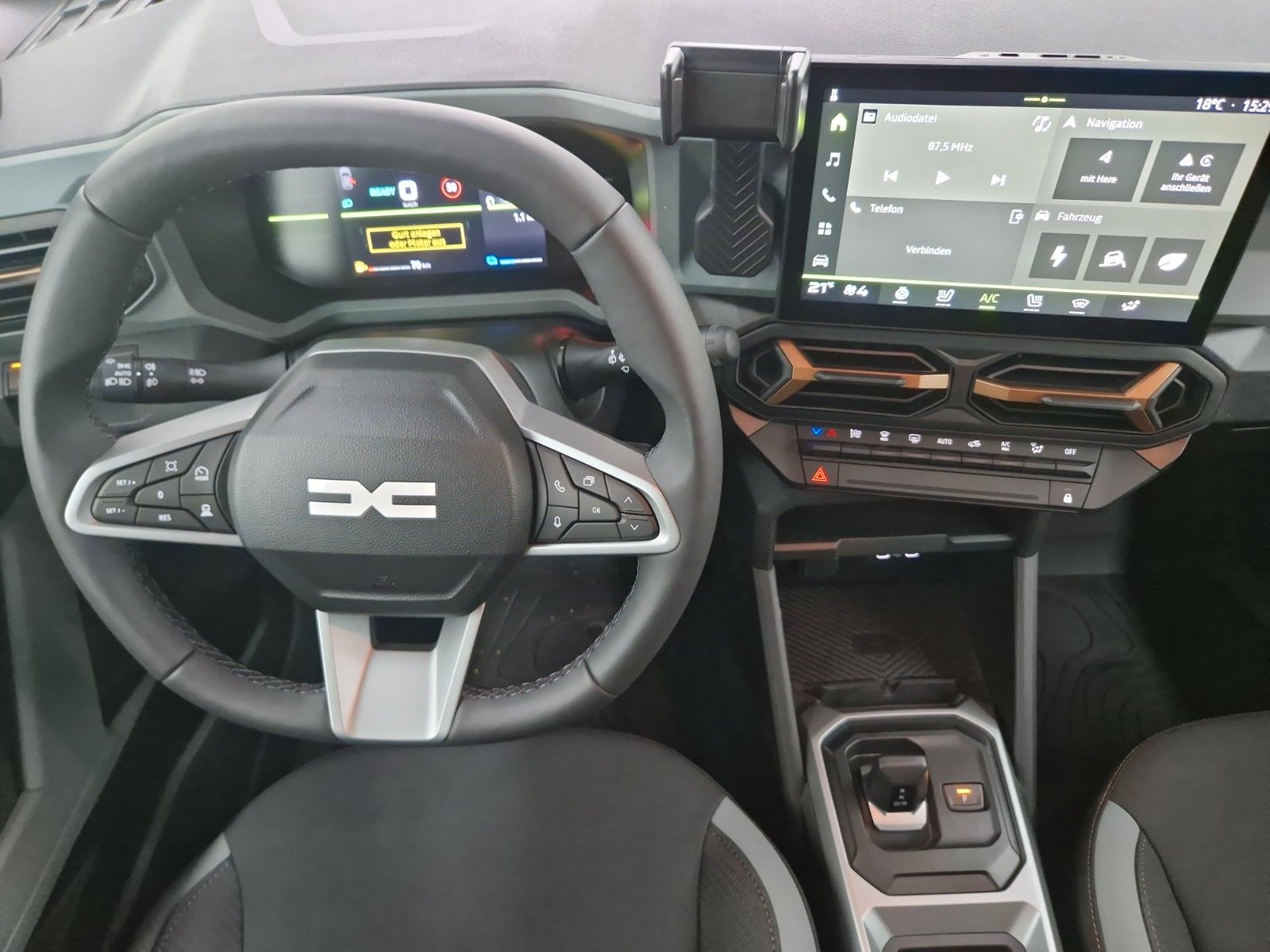 DACIA Duster  Extreme Hybrid 155 Winter-Plus – Bild 15