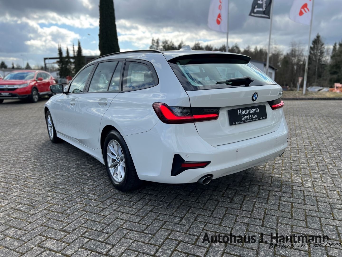 BMW 318 d Touring Advantage +1.HAND+LED+NAVI+SHZ+PDC foto 4