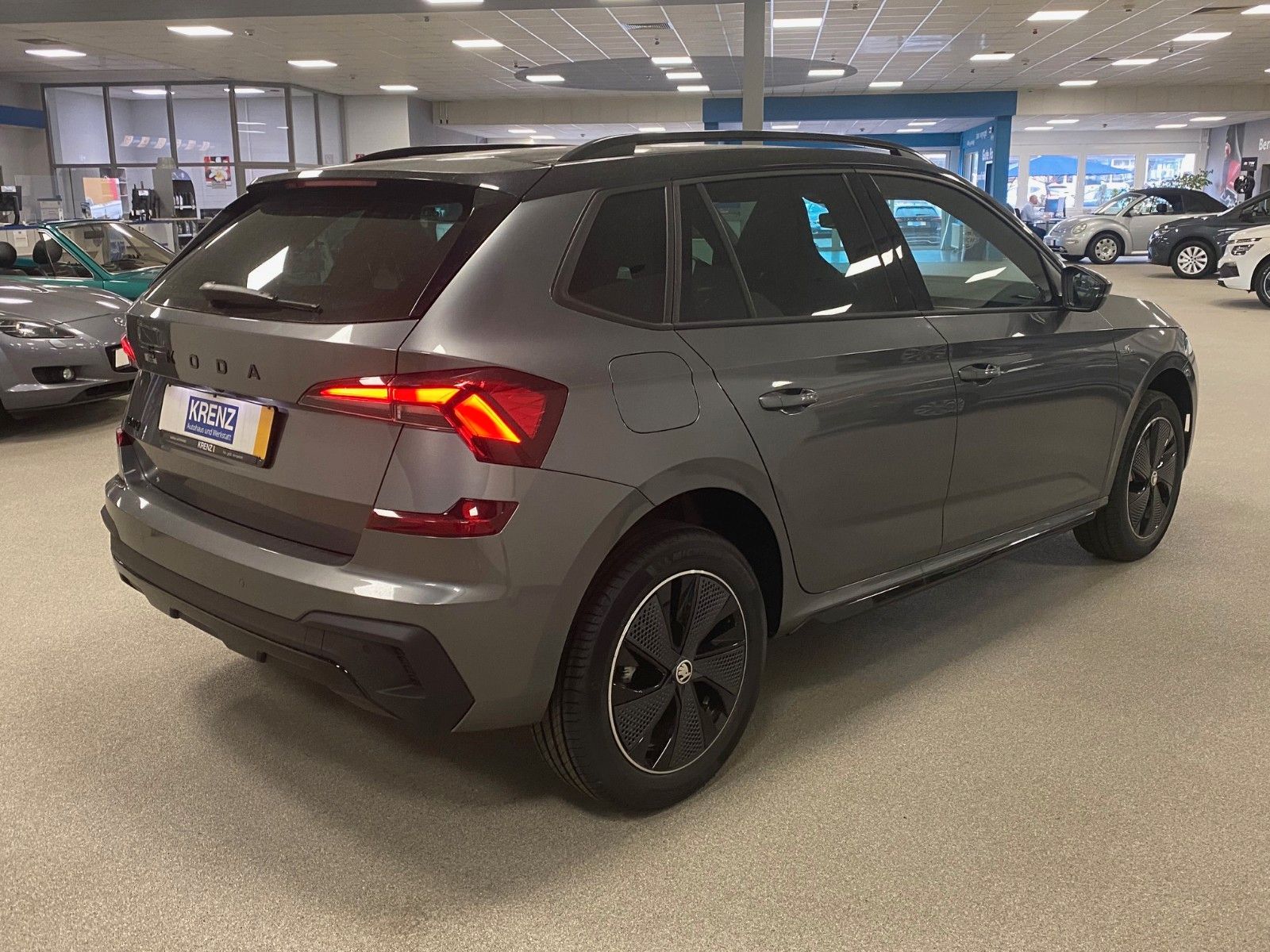 Fahrzeugabbildung SKODA Kamiq 1.0 TSI DSG Monte Carlo+MATRIX+PANORAMA+BC
