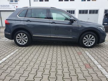 Volkswagen Tiguan - 6