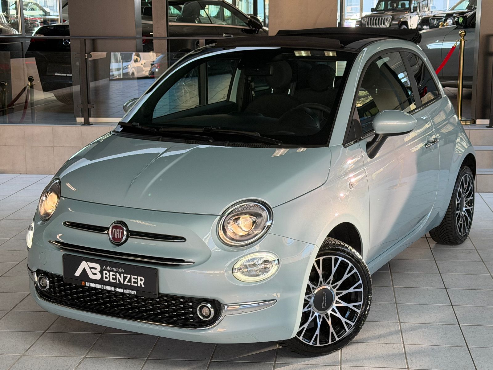 Fahrzeugabbildung Fiat 500C /KLIMA/BLUETOOTH/NAVI/PDC