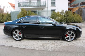 Audi A8 - 3
