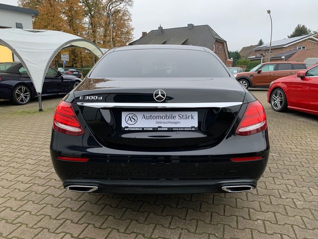 Fahrzeugabbildung Mercedes-Benz E 300 d Avantgarde+Sport & Style+AHK+Kamera+SHD