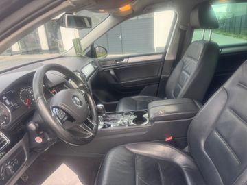 Volkswagen Touareg - 10